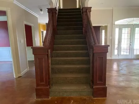 Entry Way - 1300 Fern Creek Dr, Benton, AR 72015 photo 2 of 2
