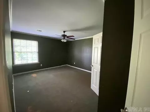 Bedroom - 1300 Fern Creek Dr, Benton, AR 72015 photo 3 of 4