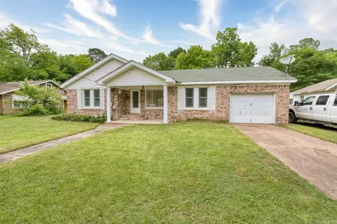 810 Hall St, Malvern, AR 72104 photo 2