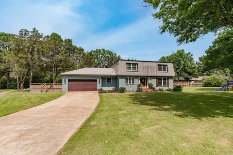 1828 Westgate Cir, Heber Springs, AR 72543