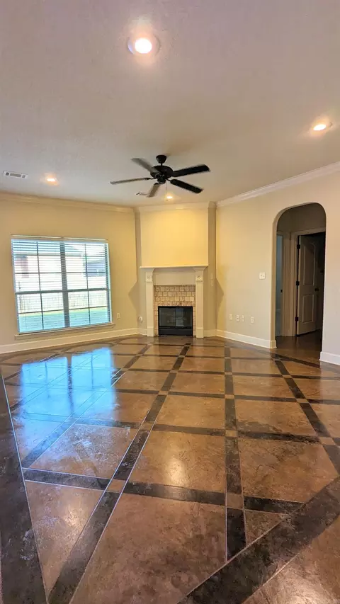 1225 Crosspoint, Conway, AR 72034 photo 7