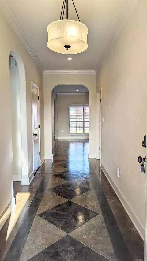 1225 Crosspoint, Conway, AR 72034 photo 4