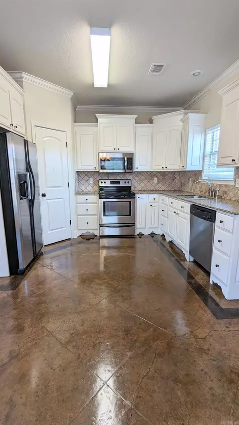 1225 Crosspoint, Conway, AR 72034 photo 11