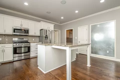 Kitchen - 315 Cedar Dr, Bryant, AR 72022 photo 6 of 6