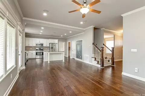 Living - 315 Cedar Dr, Bryant, AR 72022 photo 4 of 7
