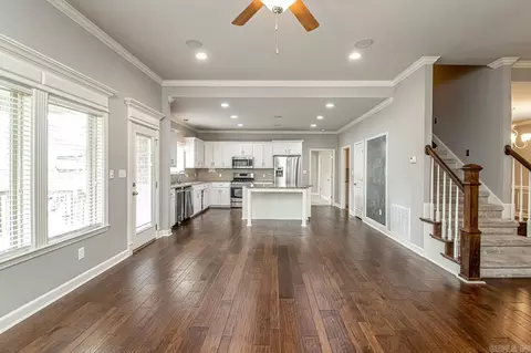 Living - 315 Cedar Dr, Bryant, AR 72022 photo 5 of 7