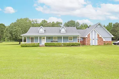 90 Lynlee Dr, Lonoke, AR 72086