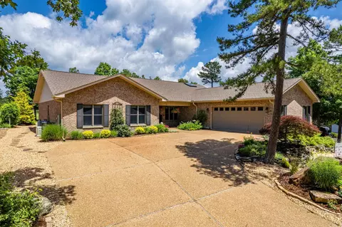 11 Viajero Way, Hot Springs Village, AR 71909