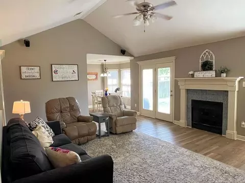 3011 Longmeadow Dr, Bryant, AR 72022 photo 2