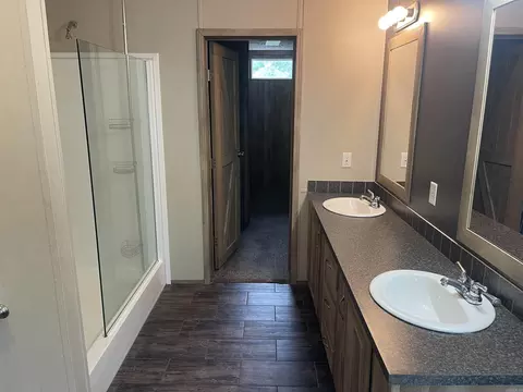 Bath - 171 Miller Ln, Dumas, AR 71639 photo 2 of 4