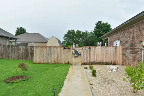 27 Bowling Ln, Conway, AR 72032 photo 3