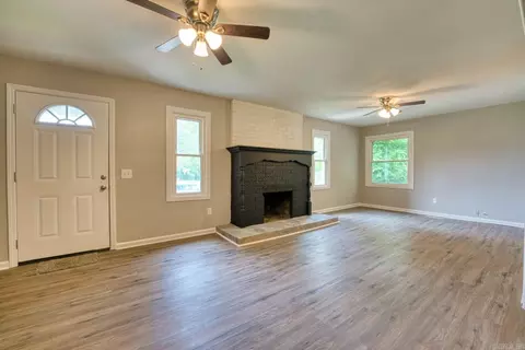 627 Mcbee St, Malvern, AR 72104 photo 4
