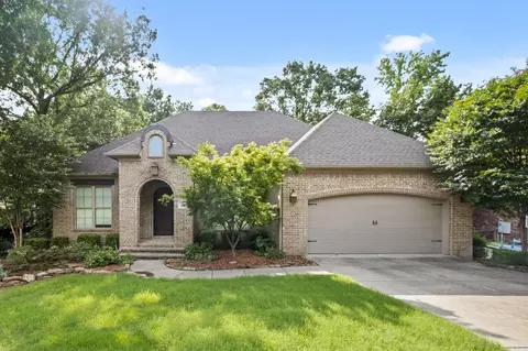 404 River Oaks Blvd, Searcy, AR 72143