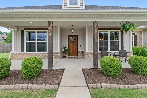 4061 Hampton Dr, Benton, AR 72019 photo 2