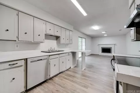 7 Cedaridge Dr, Jacksonville, AR 72076 photo 12