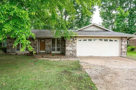 7 Cedaridge Dr, Jacksonville, AR 72076 photo 1