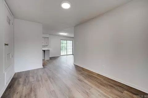 7 Cedaridge Dr, Jacksonville, AR 72076 photo 9