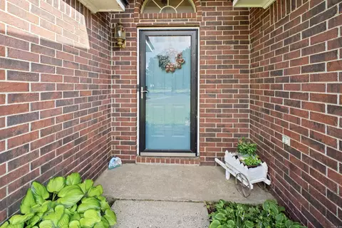 Entry Way - 30 Bridgestone Dr, Conway, AR 72032 photo 1 of 1