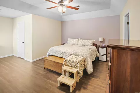 Bedroom - 30 Bridgestone Dr, Conway, AR 72032 photo 2 of 6