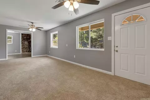 116 W Nipper St, Beebe, AR 72012 photo 2