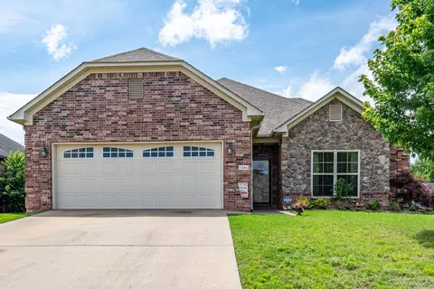 1205 Crosspoint Rd, Conway, AR 72034 photo 1