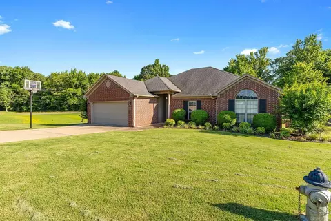 3715 Roxbury Dr, Bryant, AR 72022 photo 3
