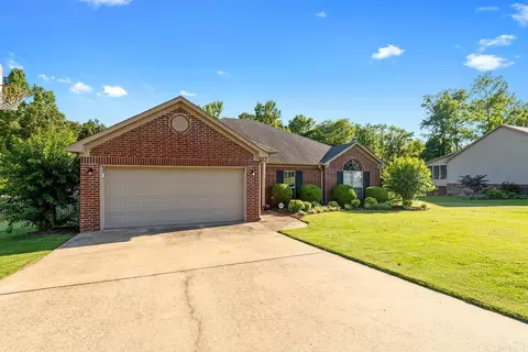 3715 Roxbury Dr, Bryant, AR 72022 photo 2