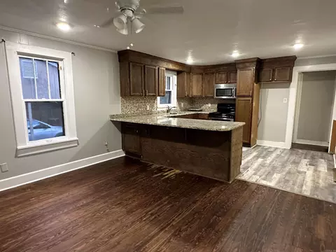 807 S Richards St, Benton, AR 72015 photo 5