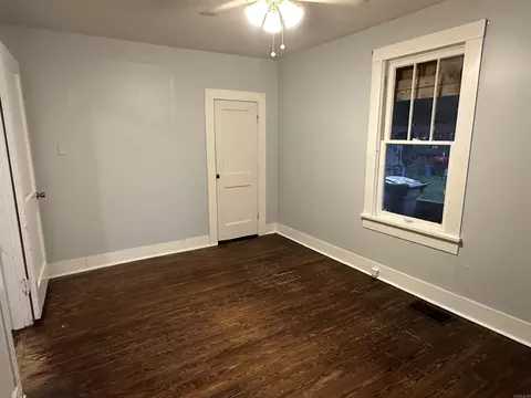 807 S Richards St, Benton, AR 72015 photo 10