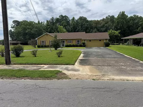 Exterior - 1300 E 34th Ave, Pine Bluff, AR 71601 photo 10 of 10