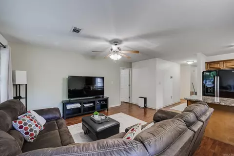 425 Shiloh Dr Shiloh Dr, Conway, AR 72032 photo 8