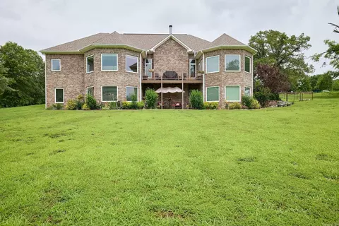Exterior - 425 Tomahawk Ln, Bismarck, AR 71929 photo 2 of 12