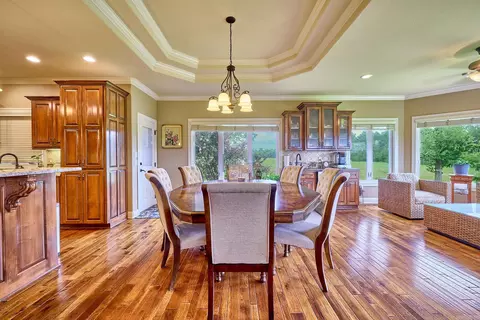 Dining - 425 Tomahawk Ln, Bismarck, AR 71929 photo 1 of 1