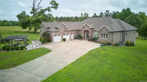 Exterior - 425 Tomahawk Ln, Bismarck, AR 71929 photo 11 of 12