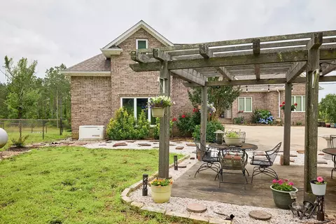 Exterior - 425 Tomahawk Ln, Bismarck, AR 71929 photo 6 of 12