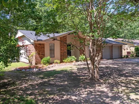 1502 Blackhawk Ridge Ln, Pine Bluff, AR 71603 photo 2