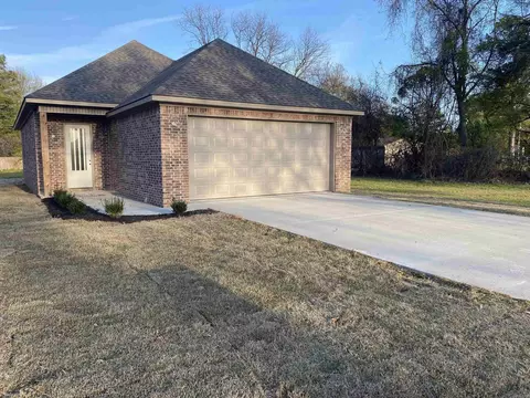 109 N Willow Ave, Trumann, AR 72472 photo 1