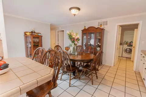 Dining - 512 N Express St, Paris, AR 72855 photo 1 of 1
