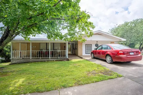 Exterior - 512 N Express St, Paris, AR 72855 photo 1 of 4
