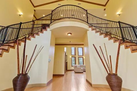 Entry Way - 61 Bald Eagle, Paron, AR 72122 photo 1 of 6