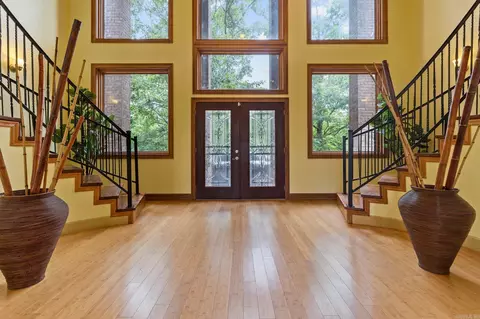 Entry Way - 61 Bald Eagle, Paron, AR 72122 photo 2 of 6