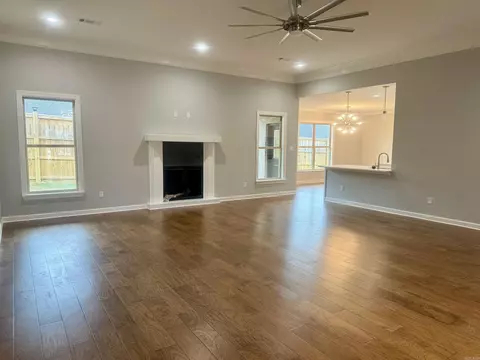 Living - 3210 Steeplechase Cir, Bryant, AR 72022 photo 1 of 3