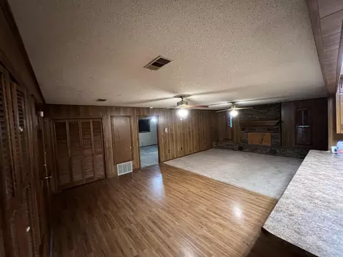 152 E Cloverdale Dr, Brinkley, AR 72021 photo 2