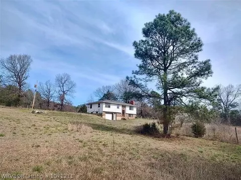 5746 Moonlight Ln, Waldron, AR 72958 photo 1
