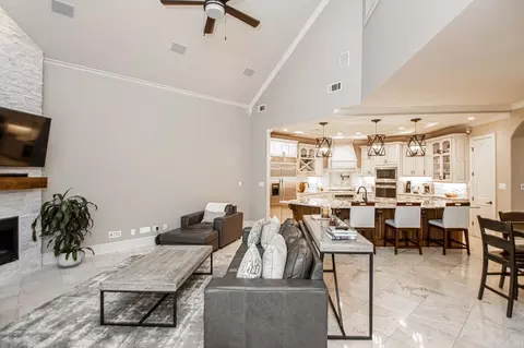 Living - 6512 Westminster, Benton, AR 72019 photo 1 of 3