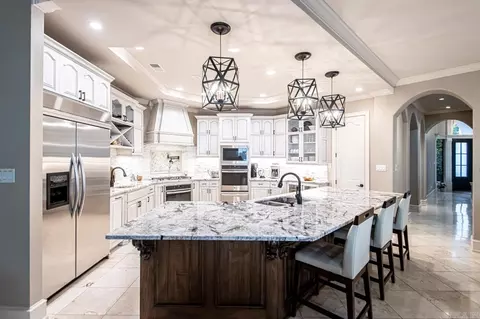 Kitchen - 6512 Westminster, Benton, AR 72019 photo 1 of 4