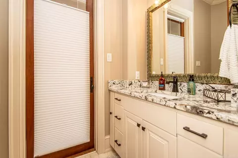 Bath - 6512 Westminster, Benton, AR 72019 photo 7 of 13