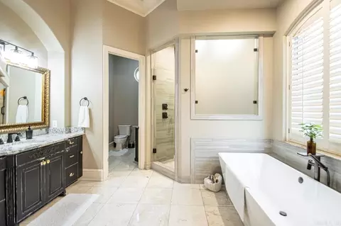 Bath - 6512 Westminster, Benton, AR 72019 photo 3 of 13