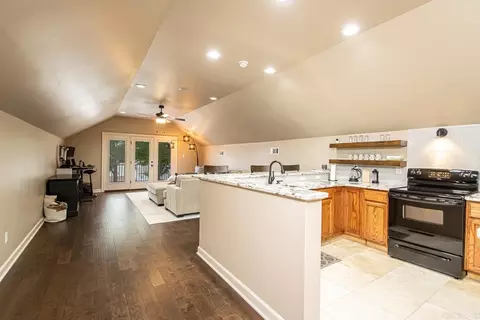 Kitchen - 6512 Westminster, Benton, AR 72019 photo 4 of 4