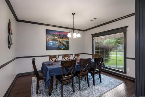 Dining - 5212 Carribean Dr E, Benton, AR 72019 photo 1 of 2
